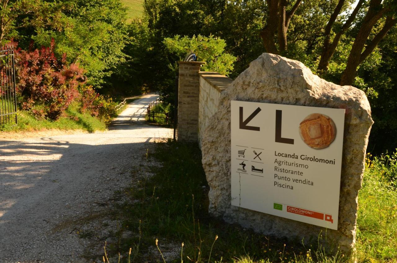 Agriturismo Girolomoni - Locanda Isola del Piano Zewnętrze zdjęcie